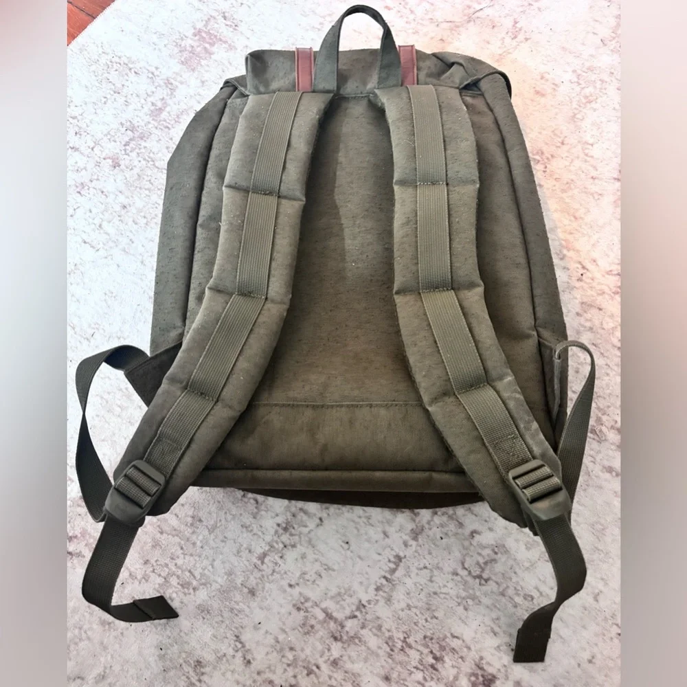 Herschel Supply Co Retreat Backpack School Laptop Book Bag